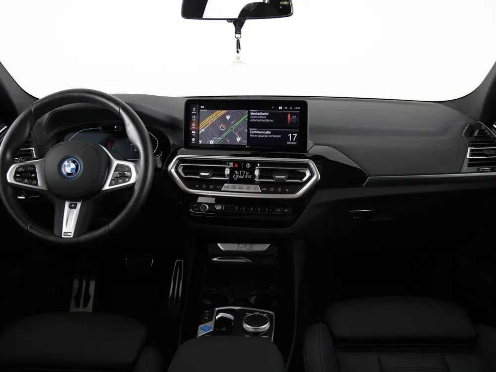 BMW iX3 80 kWh High Executive M-Sport (bj 2024 uit 2024, foto 13