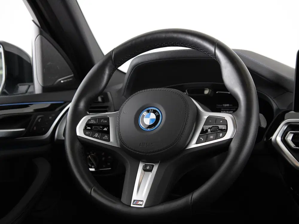 BMW iX3 80 kWh High Executive M-Sport (bj 2024 uit 2024, foto 2