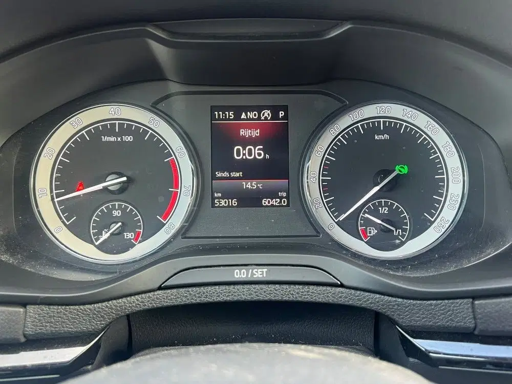 Skoda Karoq Sportline uit 2020, foto 11
