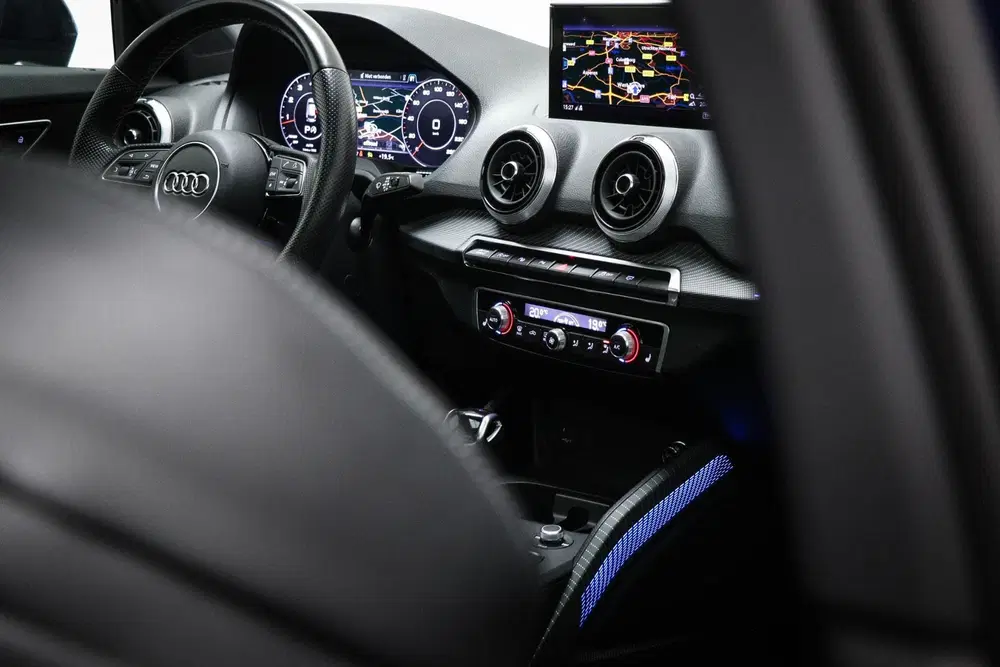 Audi Q2 35 TFSI Edition one uit 2022, foto 15