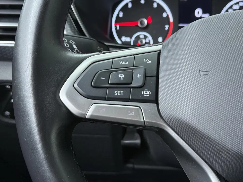 Volkswagen T-Cross 1.0 TSI R-Line uit 2022, foto 7