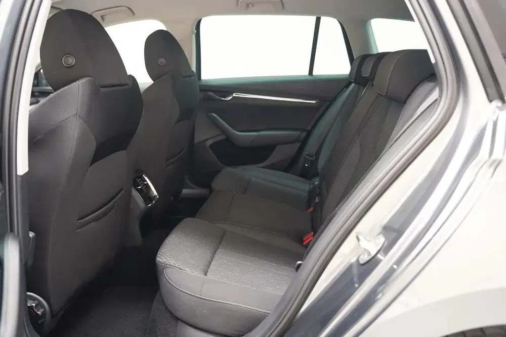 Skoda Octavia COMBI 1.0 TSI Business Edition Plus Aut. [ uit 2023, foto 13