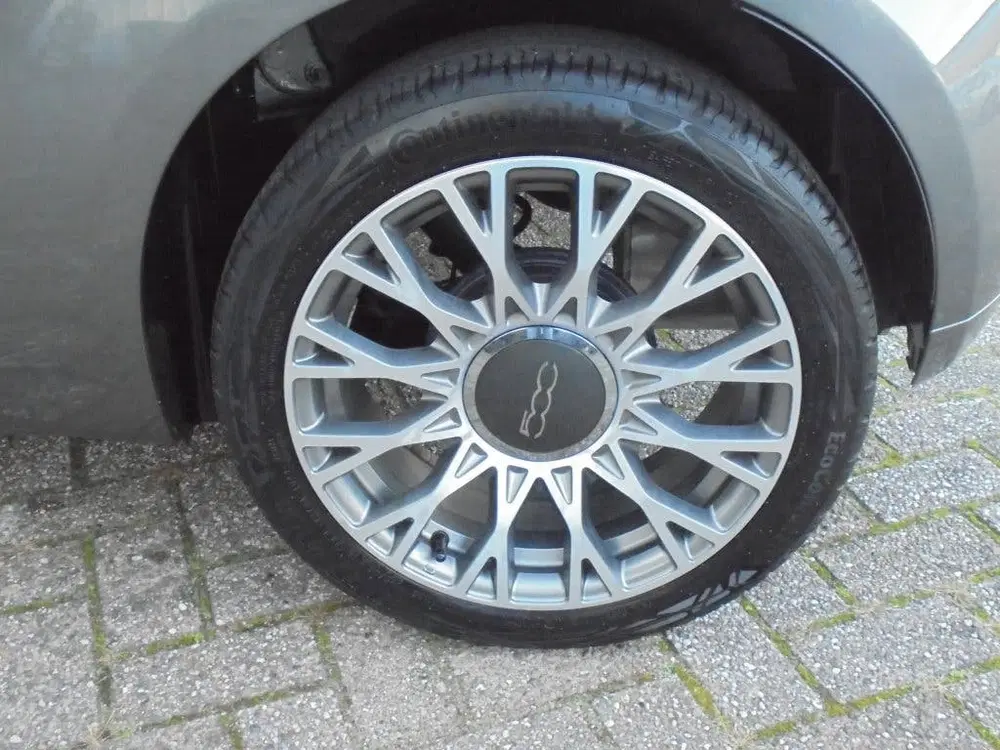 Fiat 500C 1.2 69pk 4-cilinder Automaat Lounge 27.900 uit 2020, foto 13