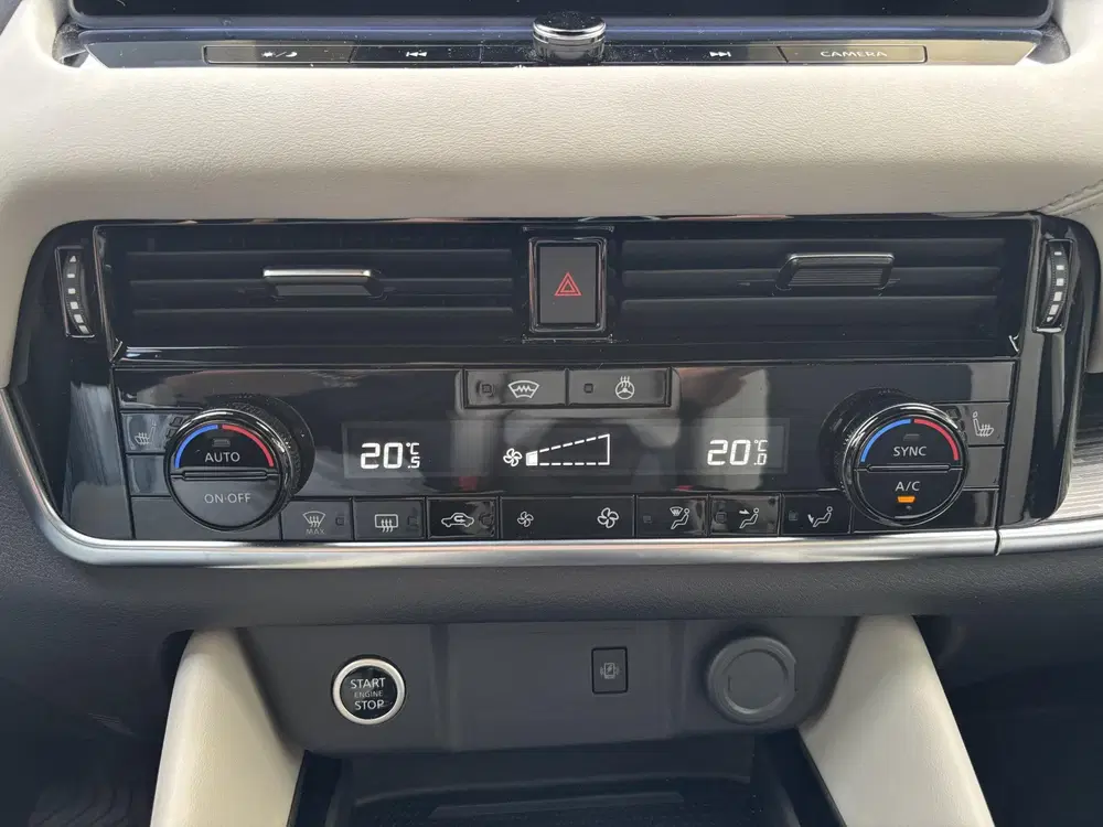 Nissan Qashqai 1.3 MHEV Xtronic Tekna Navigatie uit 2023, foto 14