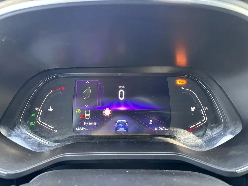 Renault Clio 1.0 TCe Intens Climate control uit 2019, foto 4