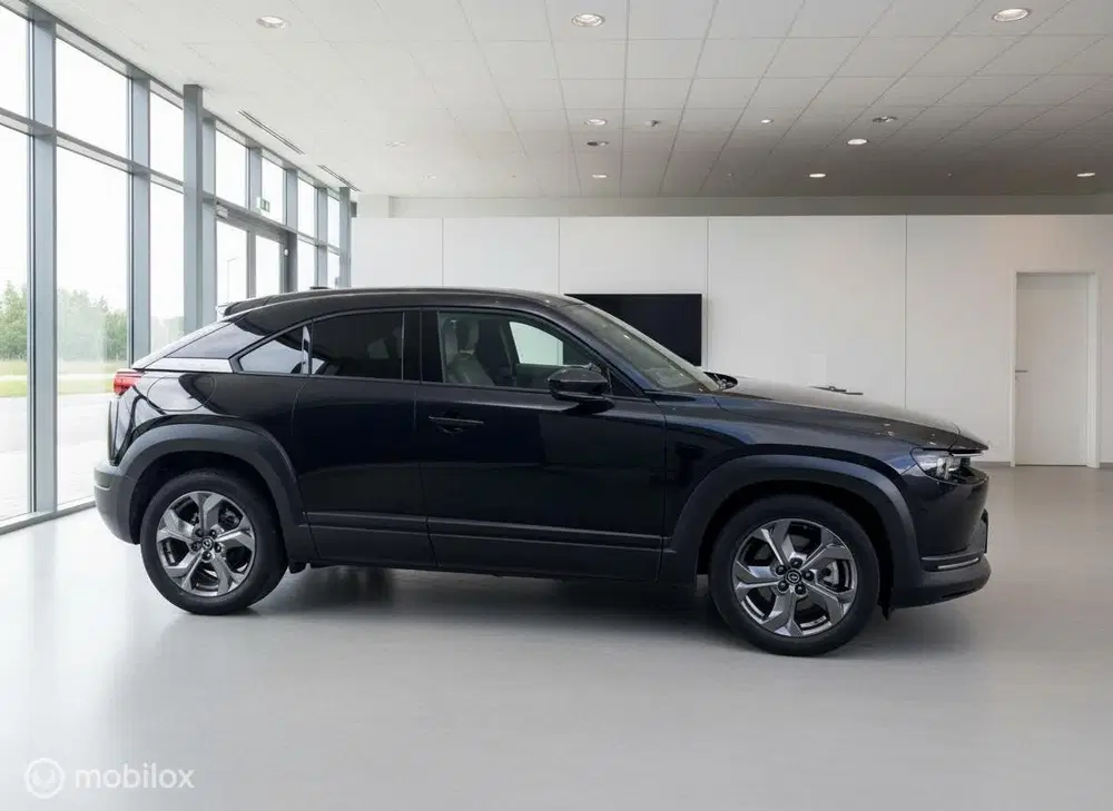 Mazda MX-30 e-SkyActiv 145 uit 2021, foto 11