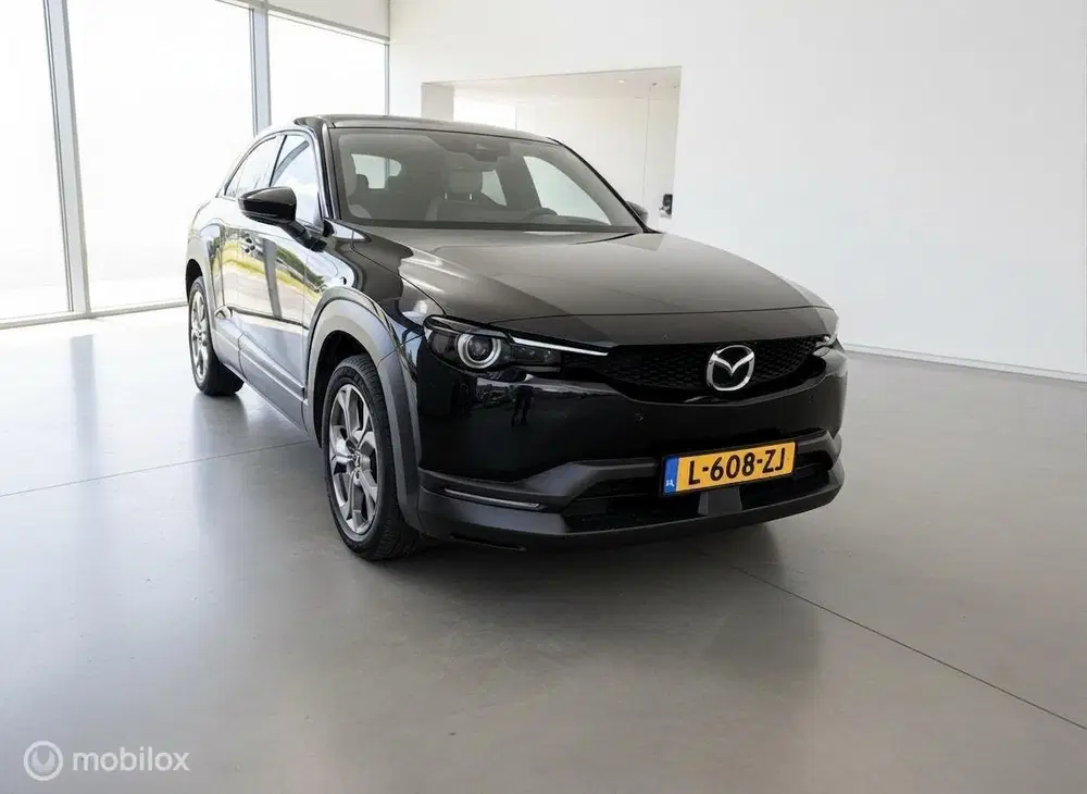 Mazda MX-30 e-SkyActiv 145 uit 2021, foto 13
