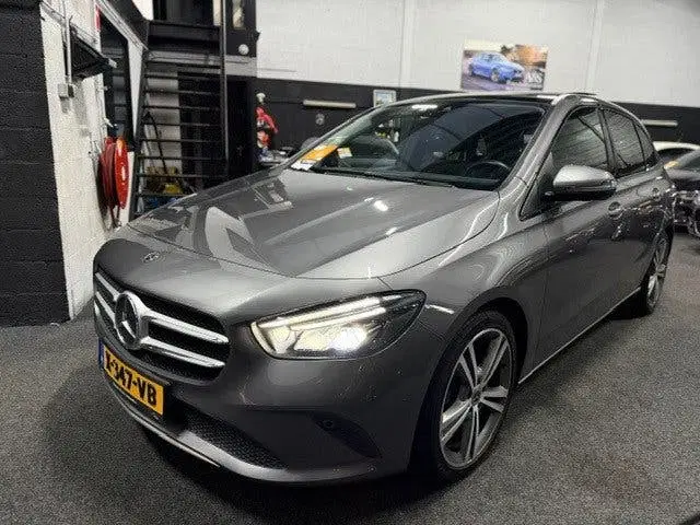 Mercedes-Benz B-Klasse 220 4MATIC Premium Plus uit 2019, foto 3