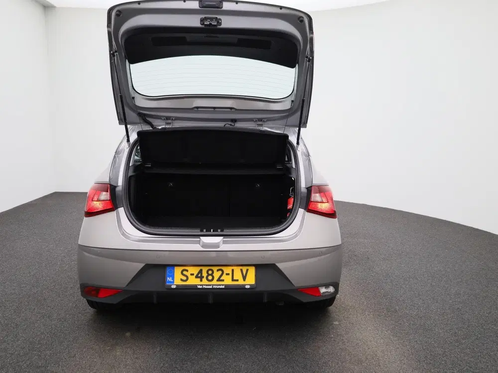 Hyundai i20 1.0 T-GDI Comfort uit 2023, foto 11