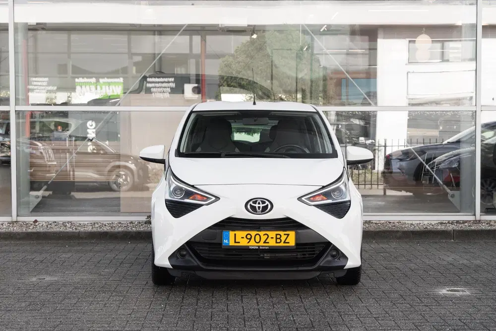 Toyota Aygo 1.0 VVT-i x-play uit 2021, foto 12