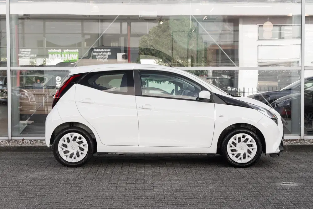 Toyota Aygo 1.0 VVT-i x-play uit 2021, foto 3
