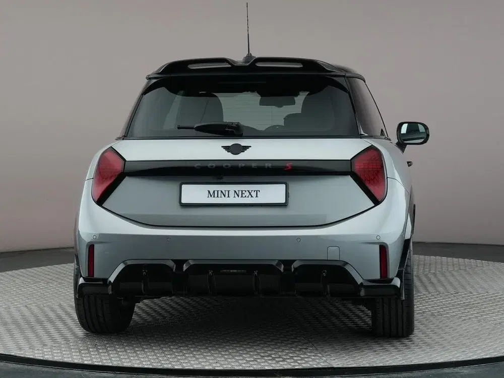 Mini Hatchback Cooper S Automaat uit 2025, foto 4
