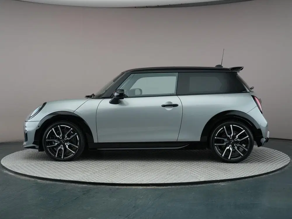 Mini Hatchback Cooper S Automaat uit 2025, foto 5