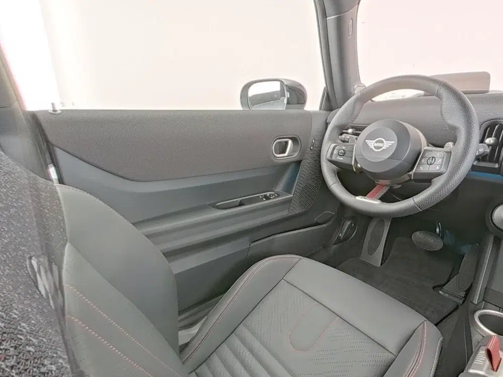 Mini Hatchback Cooper S Automaat uit 2025, foto 7
