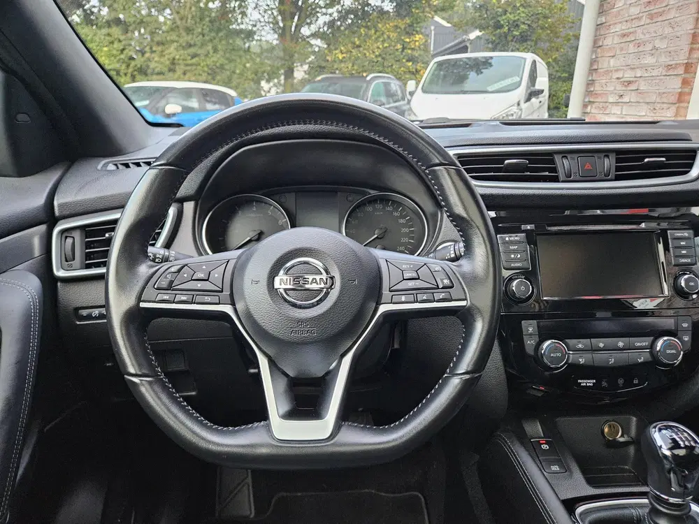 Nissan Qashqai 1.3 DIG-T Tekna + Trekhaak Leer Camera Pan uit 2019, foto 2
