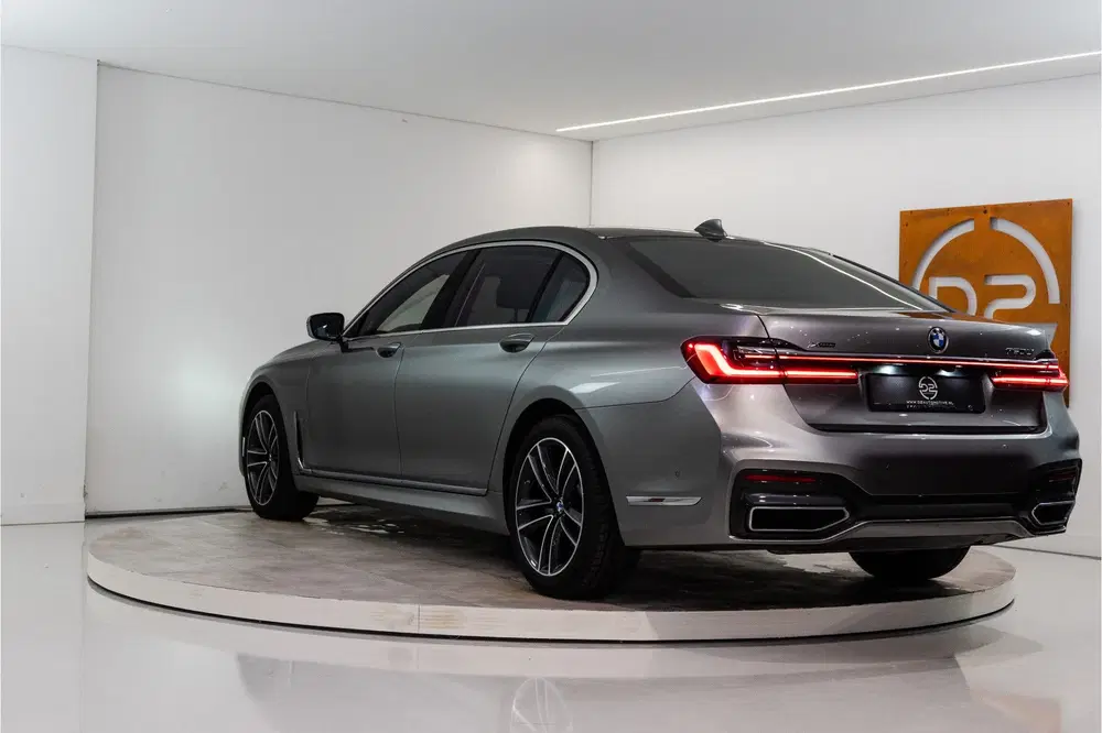 BMW 7-serie 7 Serie 750Li xDrive High Executive 531PK uit 2019, foto 3