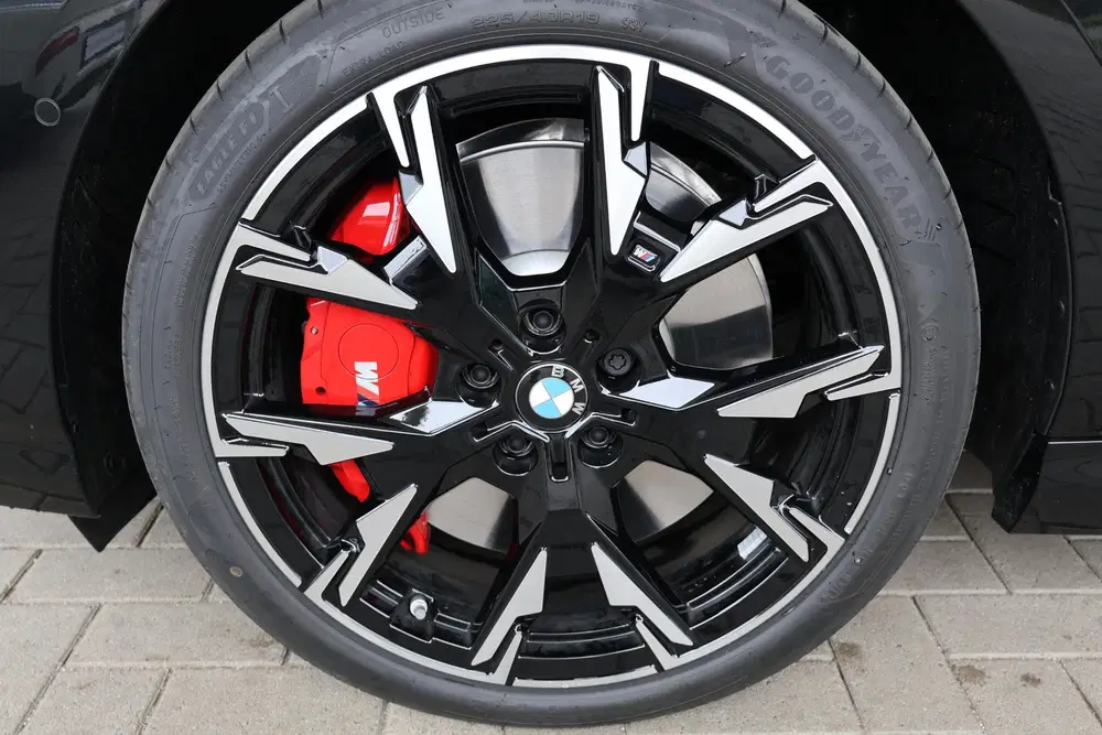 BMW 1-serie 120 M-sport Design edition uit 2026, foto 6