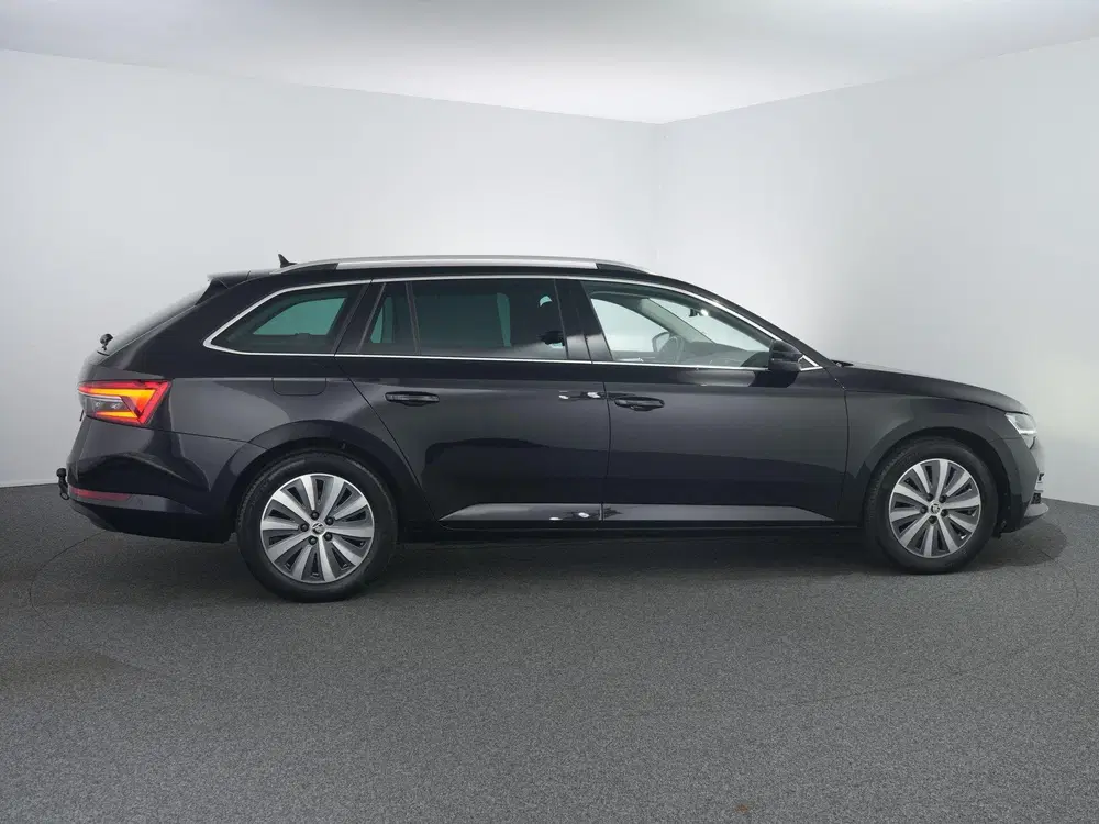 Skoda Superb 1.4 TSI iV Business Edition Plus uit 2023, foto 14