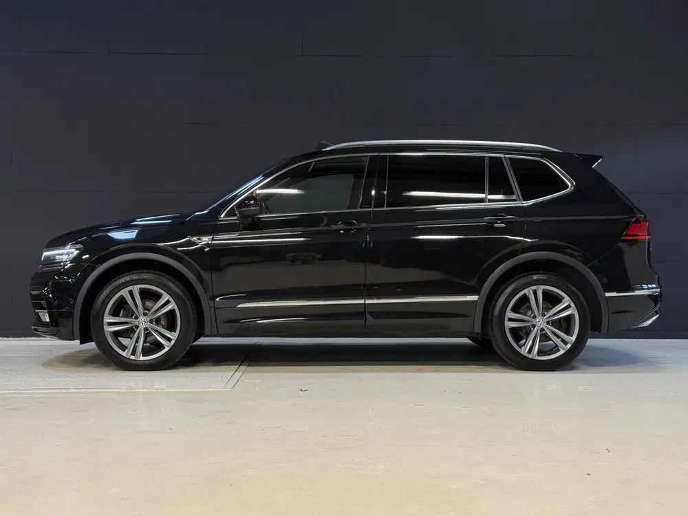Volkswagen Tiguan Allspace 1.5 TSI Highline Business R-Line uit 2021, foto 3