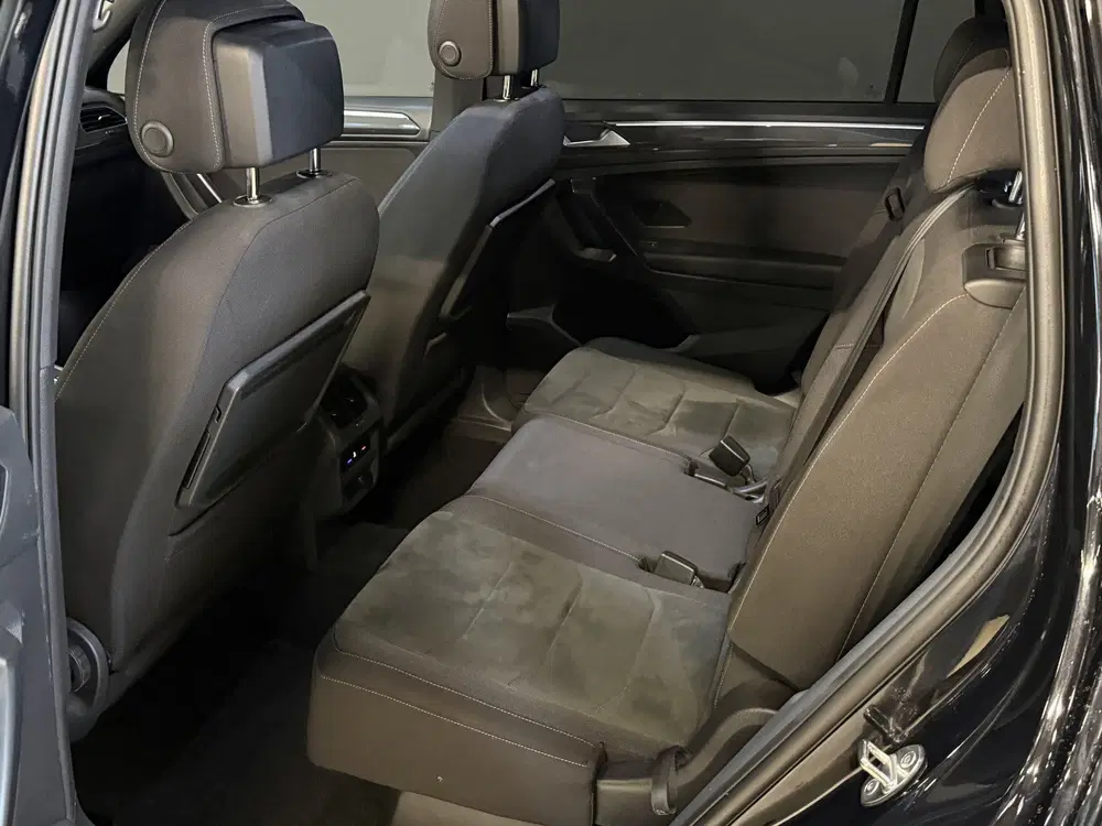 Volkswagen Tiguan Allspace 1.5 TSI Highline Business R-Line uit 2021, foto 8