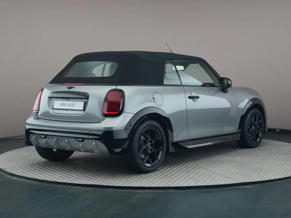 Mini Cabrio Cooper S Automaat uit 2026, foto 2