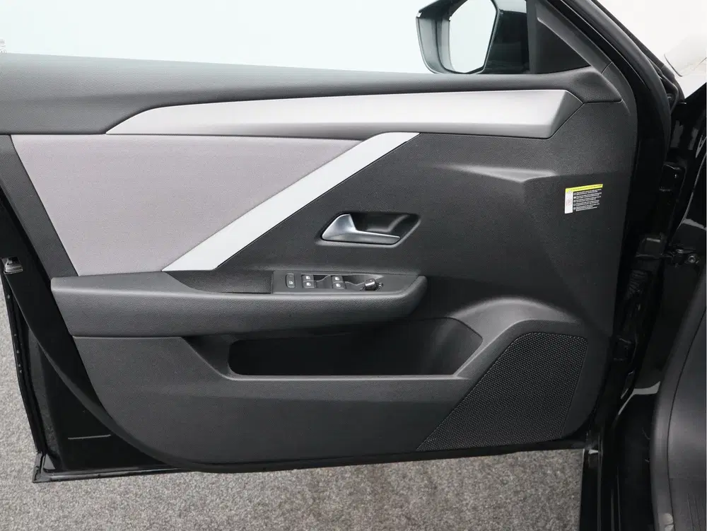 Opel Astra 1.2 Turbo Edition uit 2023, foto 8