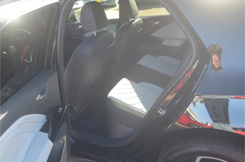 Volkswagen ID.3 Pro 59 kWh style pakket 19 inch 12 mnd. ga uit 2024, foto 12