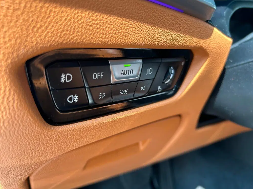 BMW 3-serie 320i High Executive Edition AUT uit 2019, foto 13