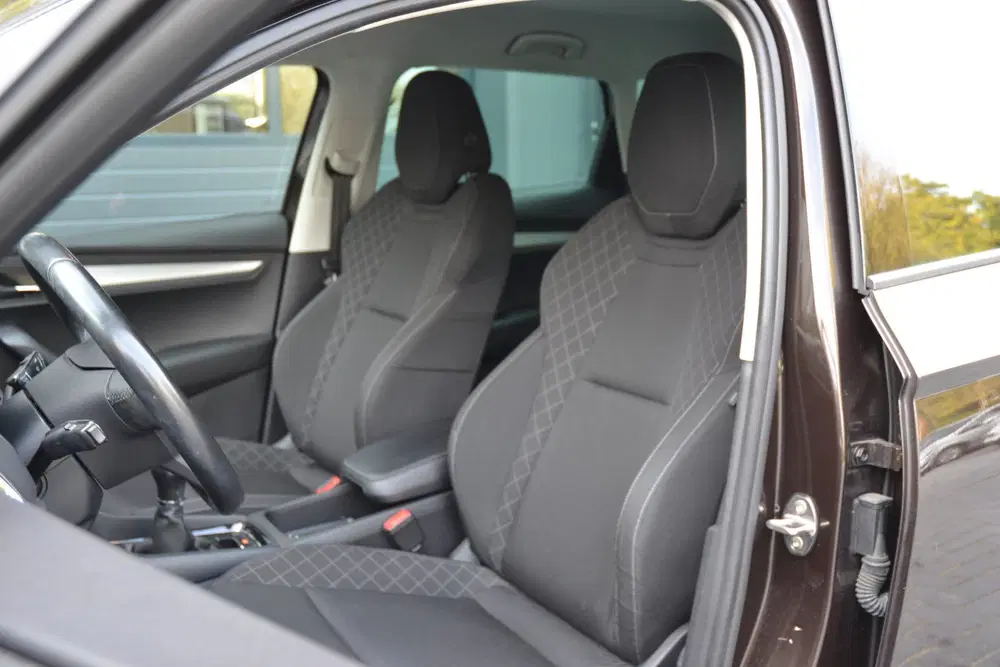 Skoda Karoq 1.0 TSI Style Carplay uit 2019, foto 8