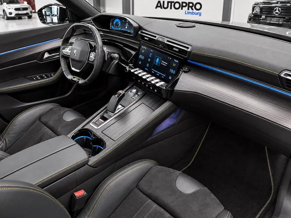Peugeot 508 1.6 HYbrid Peugeot Sport Engineered uit 2021, foto 3