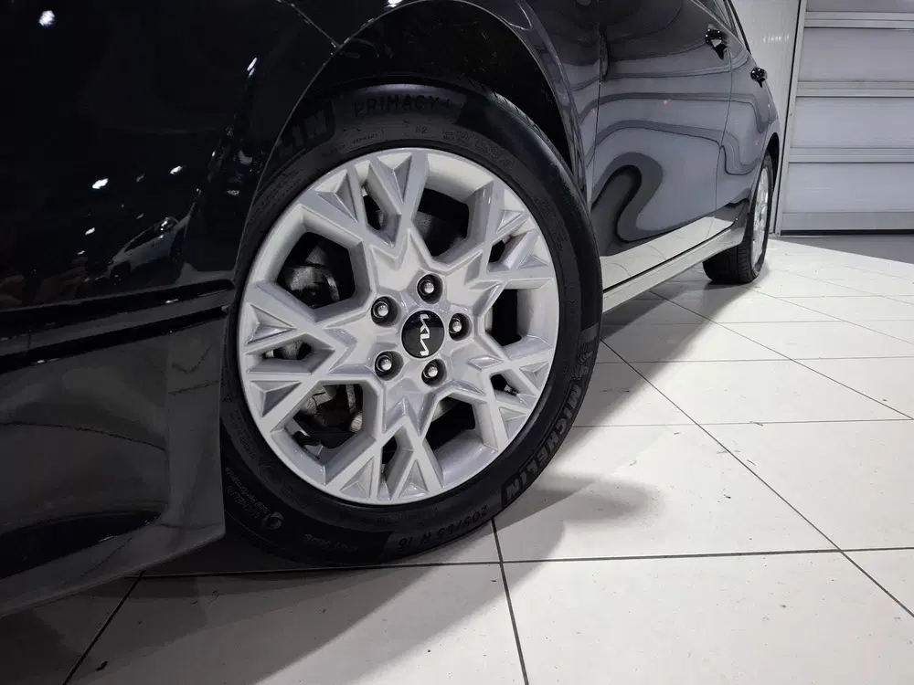 Kia Ceed 1.0 T-GDi ComfortLine Navigatie uit 2025, foto 2