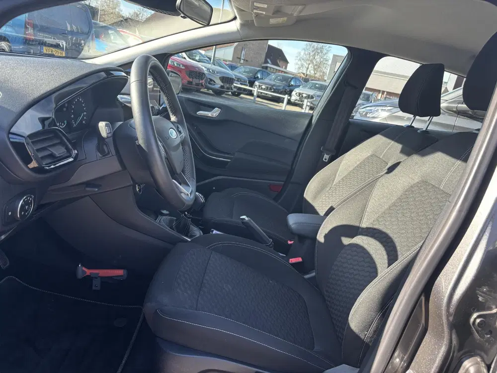 Ford Fiesta 1.0 EcoBoost Hybrid Titanium 125pk uit 2022, foto 10