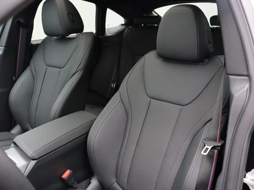 BMW i4 eDrive35 M Sport Edition uit 2026, foto 10