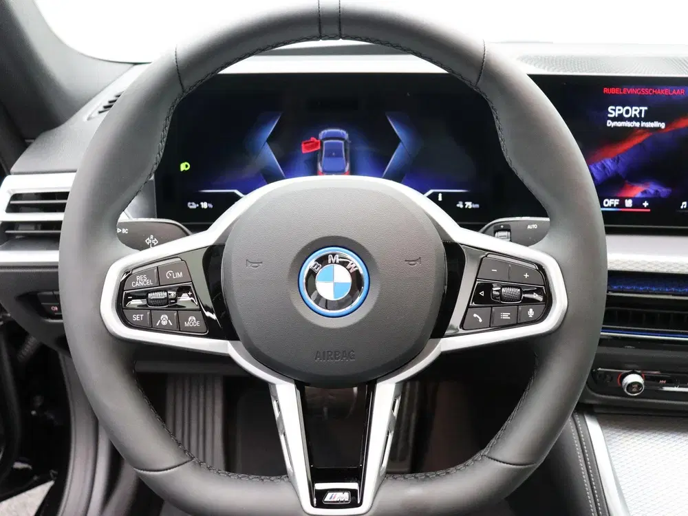 BMW i4 eDrive35 M Sport Edition uit 2026, foto 13