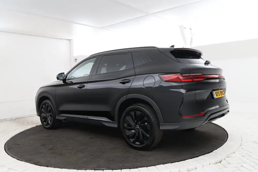 BYD Seal U 1.5 DM-i FWD Boost Full Black (bj 2026) uit 2026, foto 2