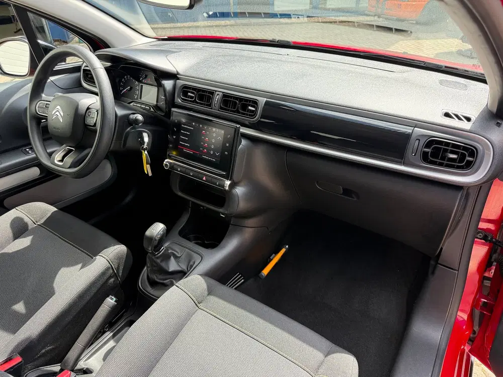 Citroën C3 Citroen C3 1.2 PureTech Feel Edition uit 2019, foto 2