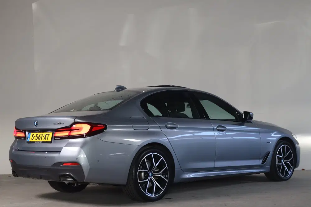 BMW 5-serie 5 Serie 530e Business Edition Plus uit 2023, foto 2