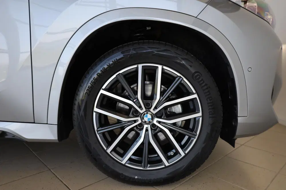 BMW X1 sDrive18i uit 2025, foto 7