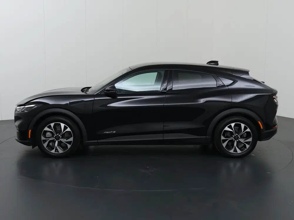 Ford Mustang Mach-E Standard RWD 73 kWh uit 2025, foto 5