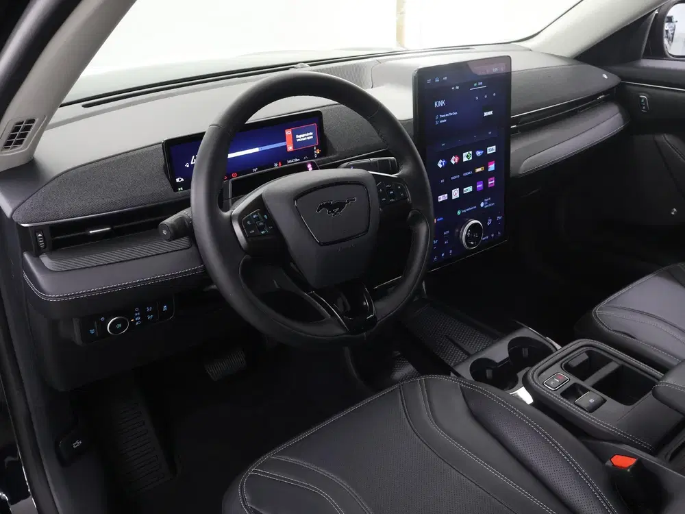 Ford Mustang Mach-E Standard RWD 73 kWh uit 2025, foto 7