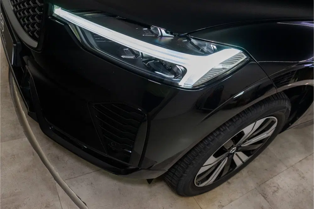 Volvo XC60 2.0 T6 Plug-in hybrid AWD Plus Dark Long R uit 2023, foto 12
