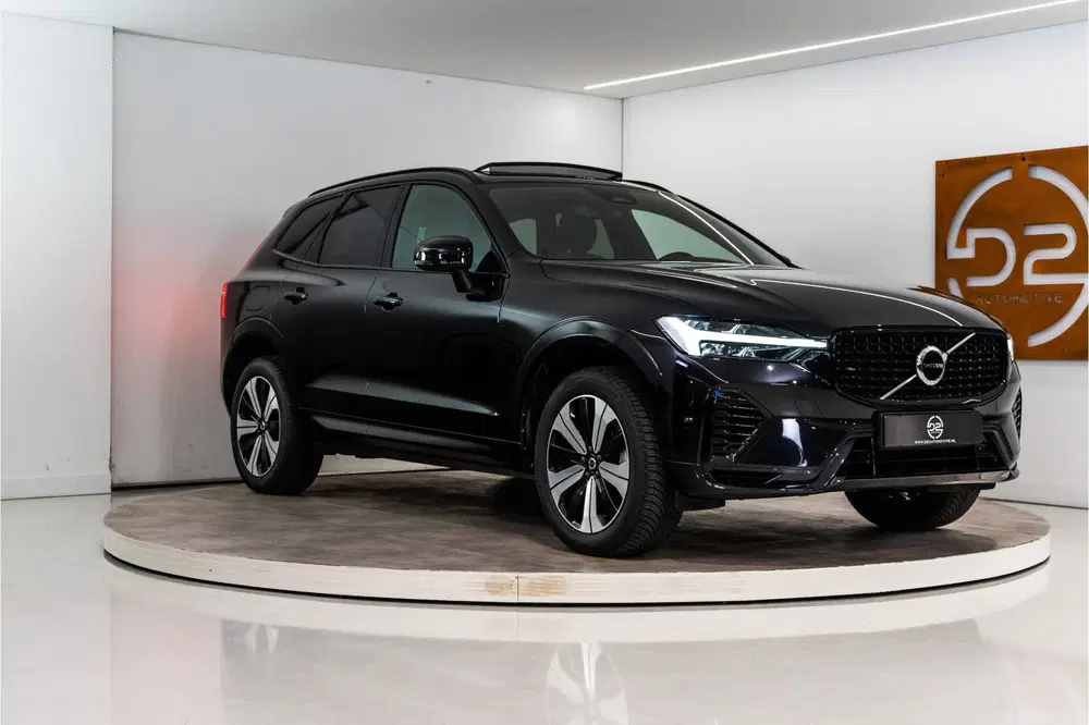 Volvo XC60 2.0 T6 Plug-in hybrid AWD Plus Dark Long R uit 2023, foto 7