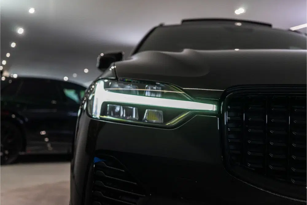 Volvo XC60 2.0 T6 Plug-in hybrid AWD Plus Dark Long R uit 2023, foto 9