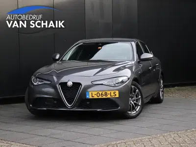 Alfa Romeo Giulia 2.2 LEER uit 2019