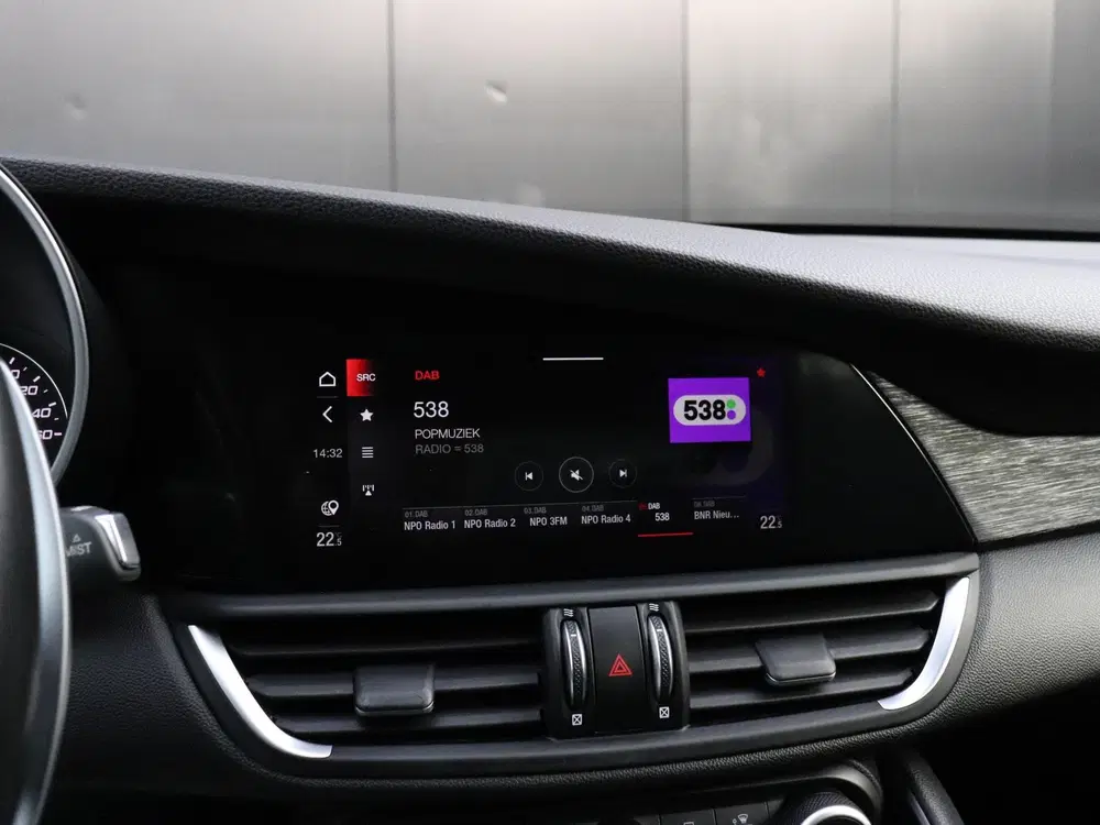 Alfa Romeo Giulia 2.2 LEER uit 2019, foto 14