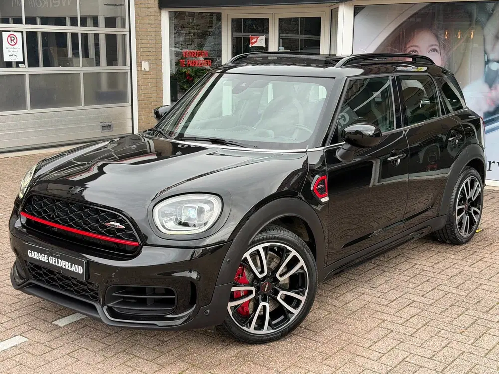 Mini Countryman 2.0 ALL4 JCW 306PK uit 2021, foto 2