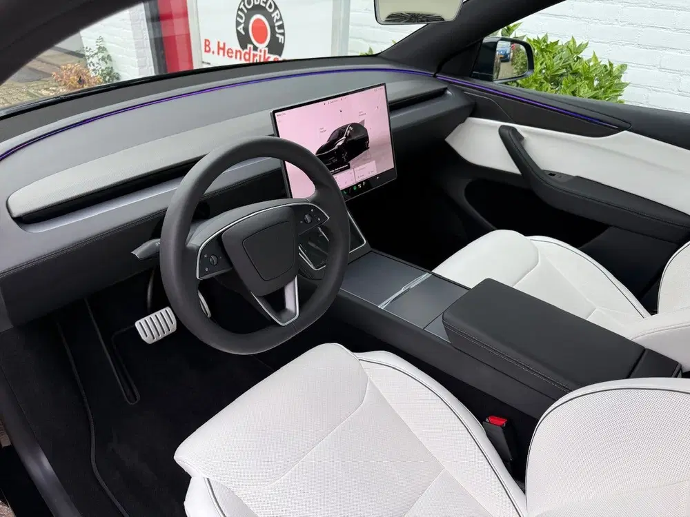 Tesla Model Y Performance AWD uit 2026, foto 3