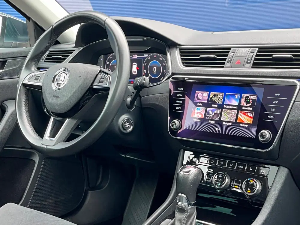 Skoda Superb 1.5 TSI 150pk AUTOMAAT Business Edition uit 2019, foto 2