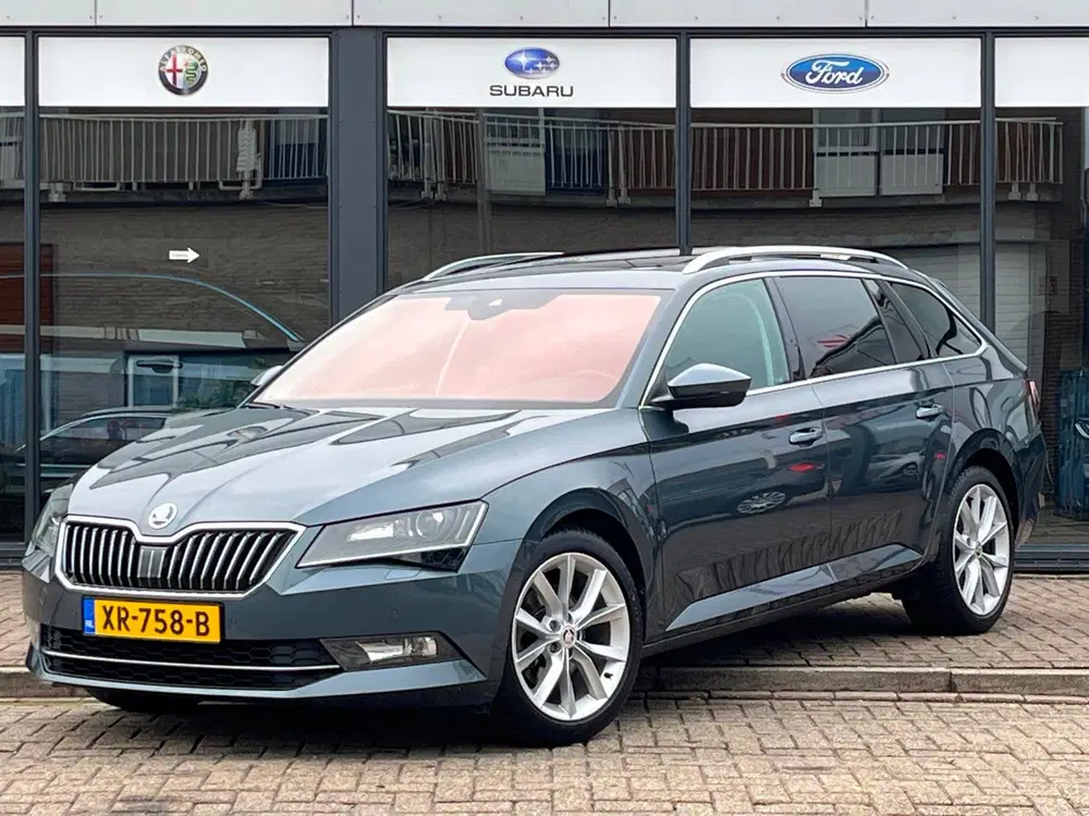 Skoda Superb 1.5 TSI 150pk AUTOMAAT Business Edition uit 2019, foto 3