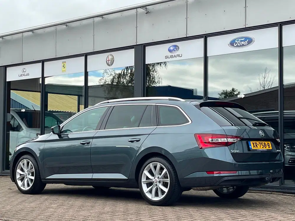 Skoda Superb 1.5 TSI 150pk AUTOMAAT Business Edition uit 2019, foto 9